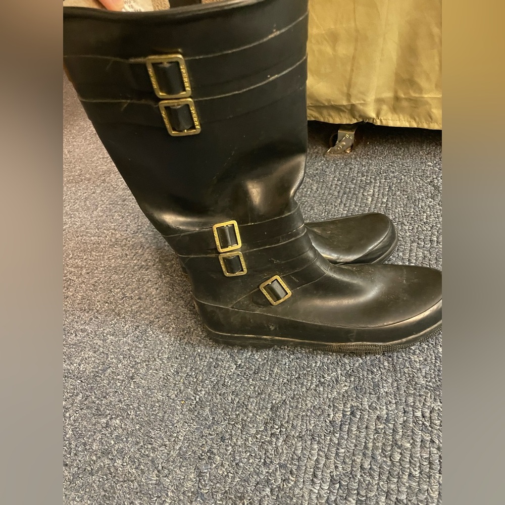 Sperry rain boots